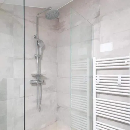 Villa Seafront Six Bedroom Modern With Pool Nancy
