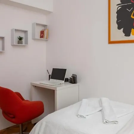 Seafront Six Bedroom Modern With Pool Nancy *